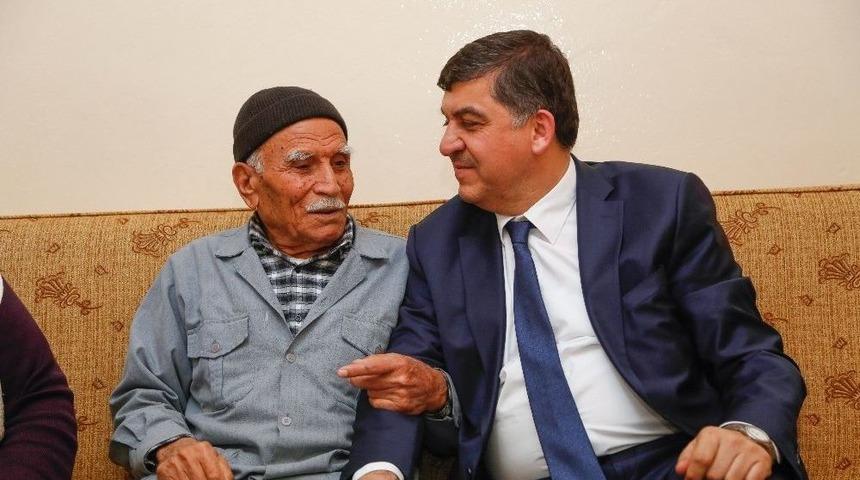 Başkan Fadıloğlu Yaşlıları İhmal Etmiyor