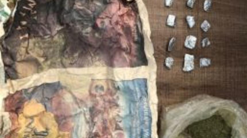 Satışa Hazır Bonzai Ve Eroin Ele Geçirildi