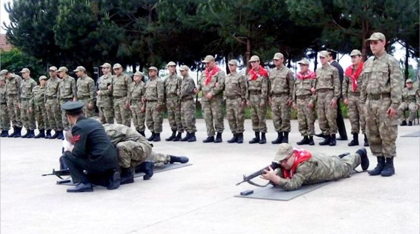 &Ccedil;akı Gibi Asker Oldular