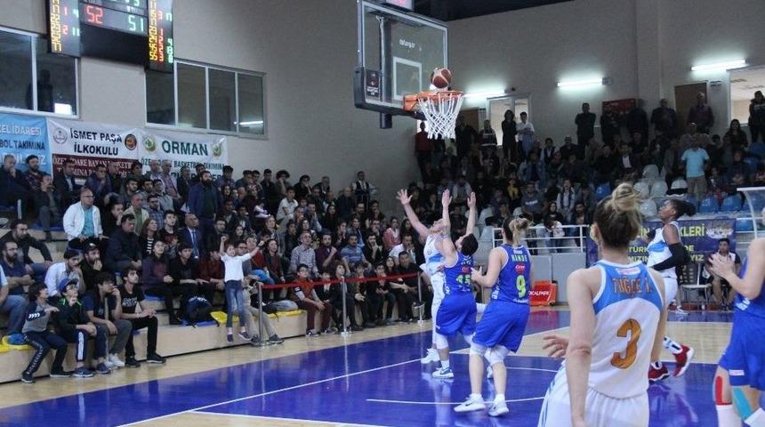 Tkbl Play-off: Elazığ İl &Ouml;zel İdare: 65 - Edremit Belediye G&uuml;respor: 77