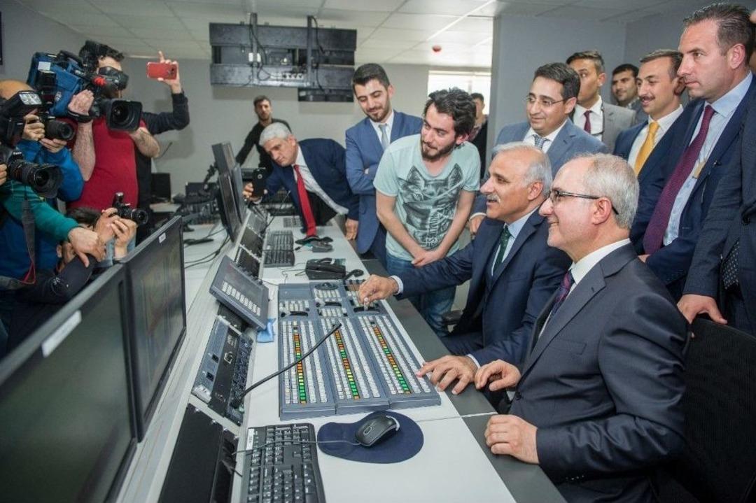 Kanal M Yayın Hayatına Başladı