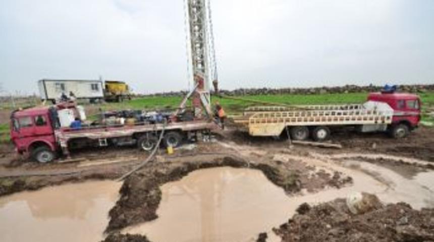 Diski 46 Kırsal Mahallede Sondajla Su Arıyor