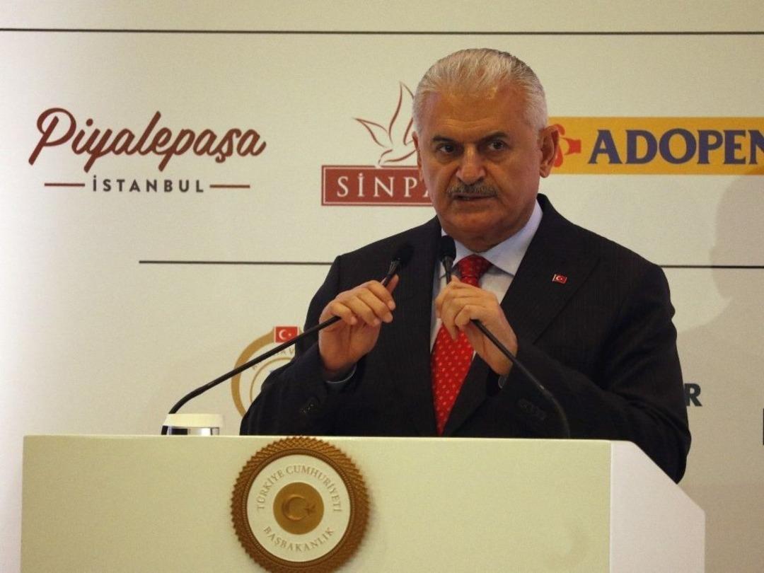 Başbakan Yıldırım: "3 Yıl İ&ccedil;inde Y&uuml;zde 5,5 Asgari B&uuml;y&uuml;me Hedefliyoruz"