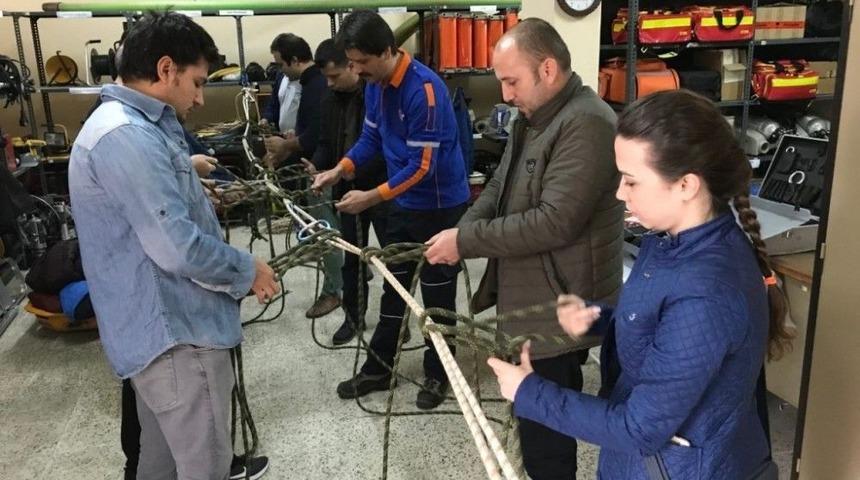Arama Kurtarma Yardım Ekipleri Eğitimlerini Başarıyla Tamamladı