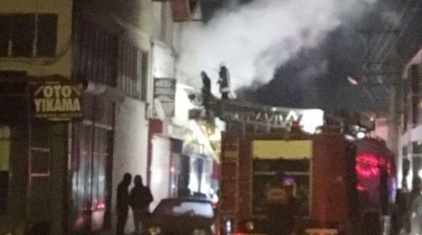 Isparta Yeni Sanayi Sitesi&rsquo;nde İşyeri Yangını