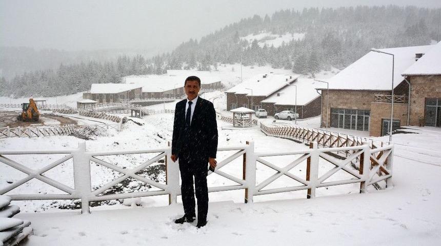Başkan Mevsimin İlk Karını Sosyal Medyadan Canlı Yayınladı