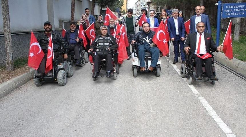 Engeliler, Mehmetçik Olmak İçin Gönüllü Oldu