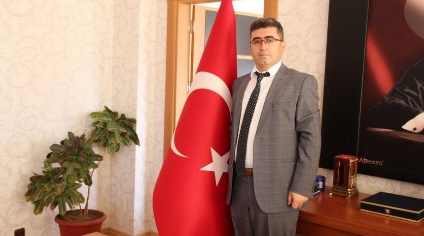 Kaymakam &Ccedil;etin&rsquo;den Sıcak Asfalt M&uuml;jdesi