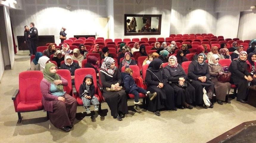 Adem Kursiyerlerine Konferans