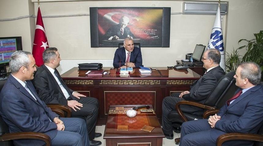 Vali Zorluoğlu&rsquo;ndan Defterdarlığa Ziyaret