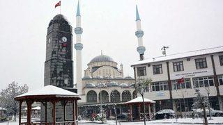 Başçiftlik, Beyaza Büründü