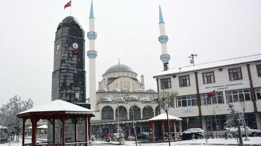 Başçiftlik, Beyaza Büründü