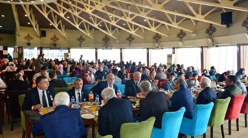 &Uuml;nye&rsquo;de &Ccedil;anakkale Gururu