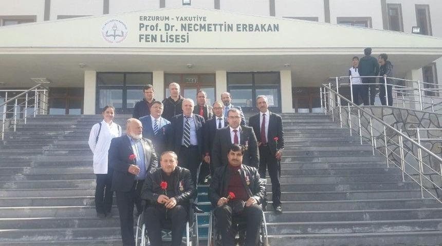 Gazilerden Fen Lisesi’ne Anlamlı Ziyaret