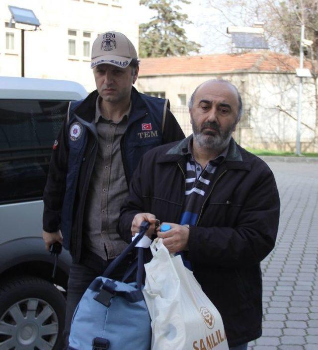 Beraat Eden Ancak Darbe Yazışmaları Ortaya Çıkınca Gözaltına Alınan Polis Tutuklandı