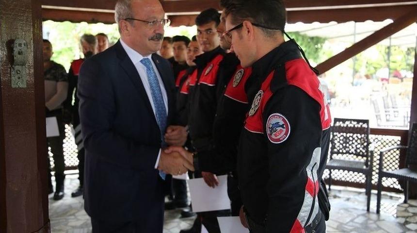 Başarılı Motosikletli Polis Timlerine Sertifika