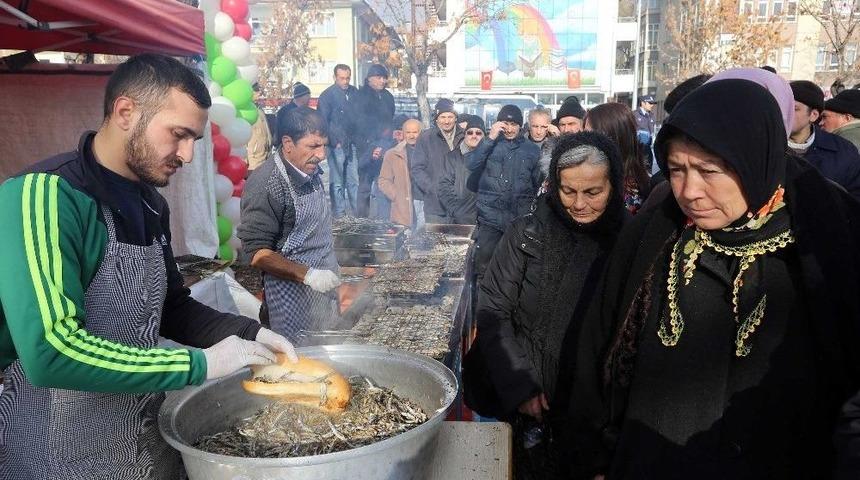 Yenimahalle’de Hamsi Şenliği Başlıyor