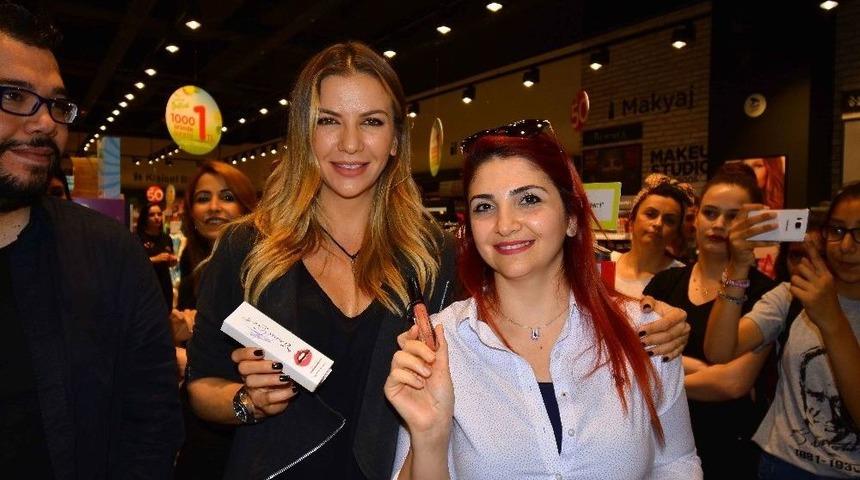 İvana Sert, Adanalı Kadınlarla Buluştu