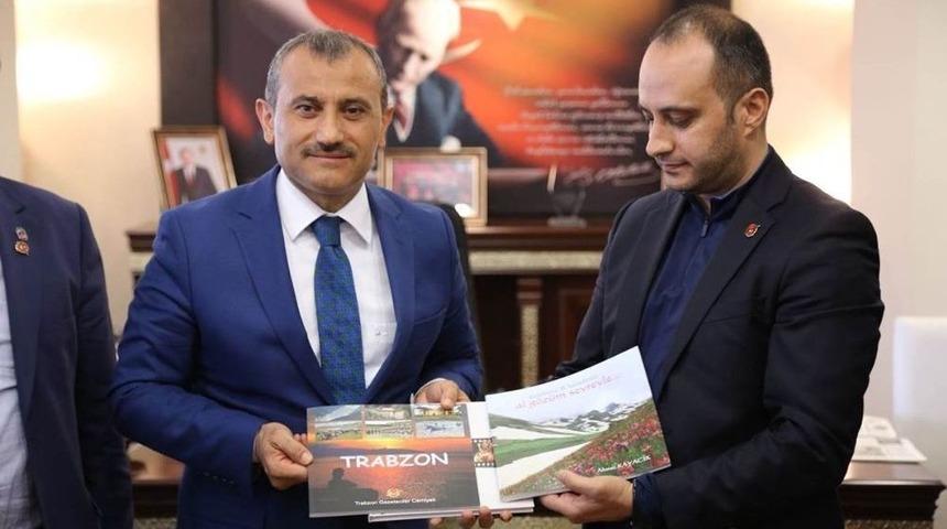 Karadenizli Gazetecilerden Vali Sonel&rsquo;e Ziyaret