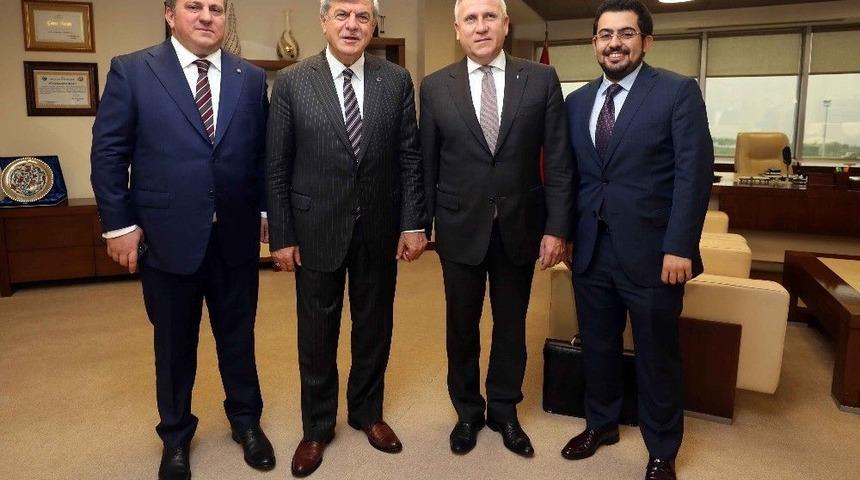 Başkan Karaosmanoğlu, Macaristan B&uuml;y&uuml;kel&ccedil;isini Ağırladı