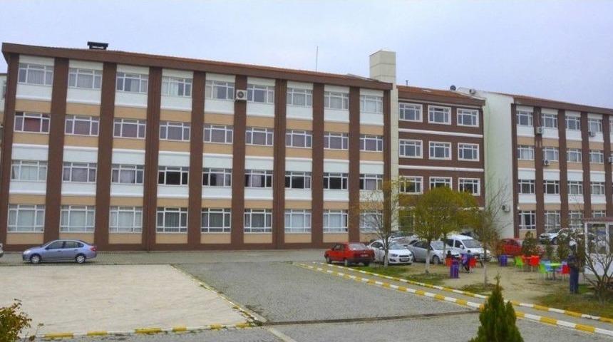 Yenice Meslek Y&uuml;ksekokulu Binasında Yenileme &Ccedil;alışmaları Ger&ccedil;ekleştirildi