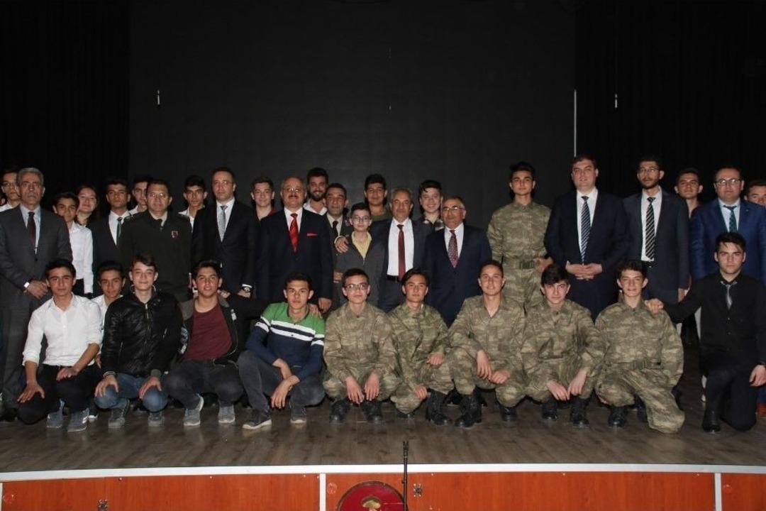 Akşehir&rsquo;de &Ccedil;anakkale Zaferi Kutlamaları