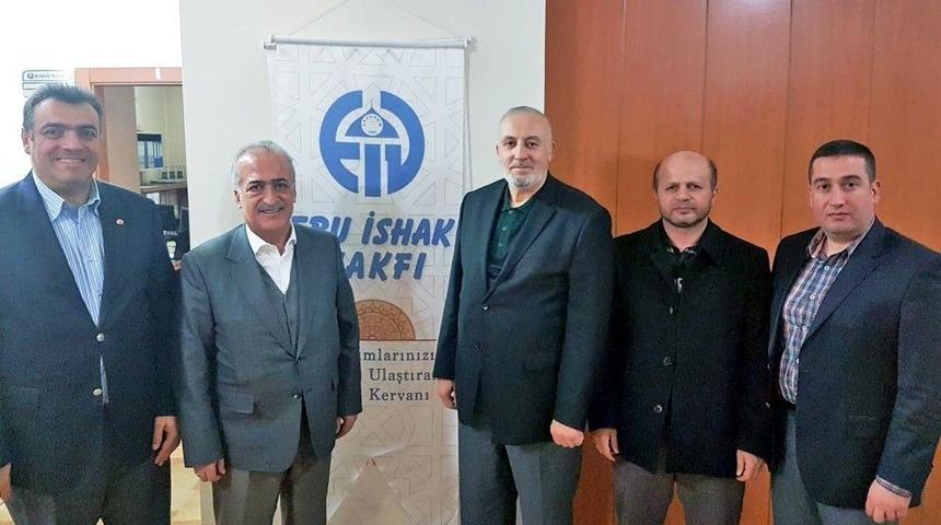 Rekt&ouml;r &Ccedil;omaklı, Derya Derneği Ve Ebu İshak Vakfına Konuk Oldu