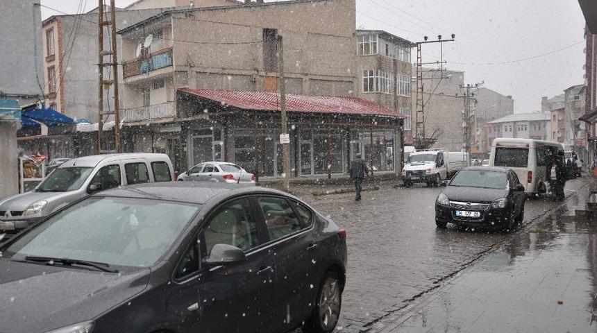 Bulanık&rsquo;ta Kar Yağışı