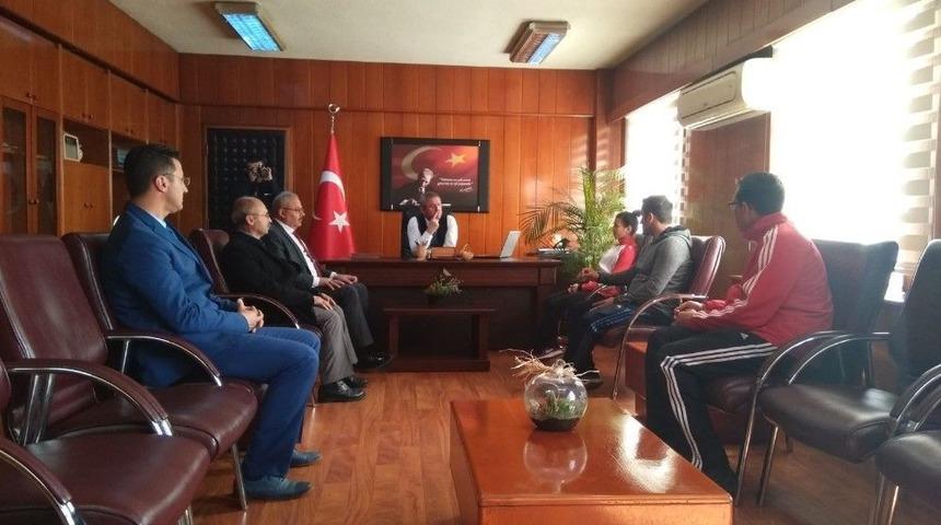 Fransa&rsquo;da T&uuml;rkiye&rsquo;yi Temsil Edecekler