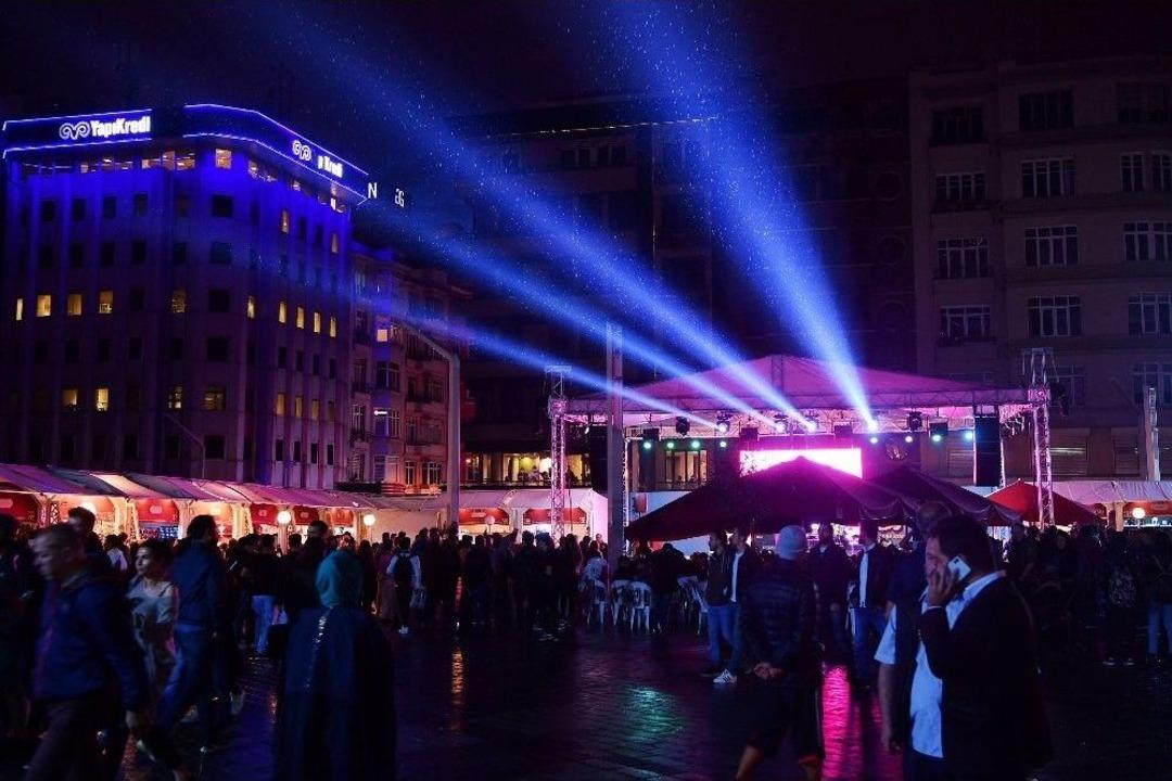 D&uuml;nyanın Farklı K&uuml;lt&uuml;rleri Beyoğlu&rsquo;nda Buluştu