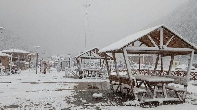Uzung&ouml;l&rsquo;e Mevsimin İlk Karı Yağdı 1
