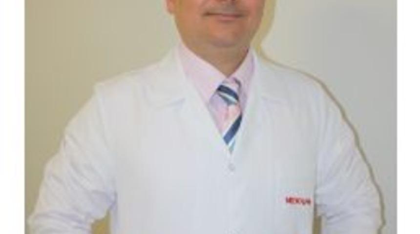 Bebeklerde El Tercihi Hastalık Belirtisi Olabilir