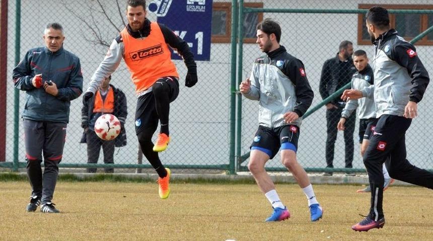 B.b. Erzurumspor, Gazişehir Gaziantepsor Ma&ccedil;ı Hazırlıklarını S&uuml;rd&uuml;r&uuml;yor