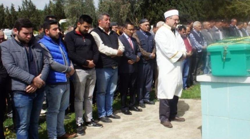 Anne-oğul Aynı Tabutta Son Yolculuğuna Uğurlandı
