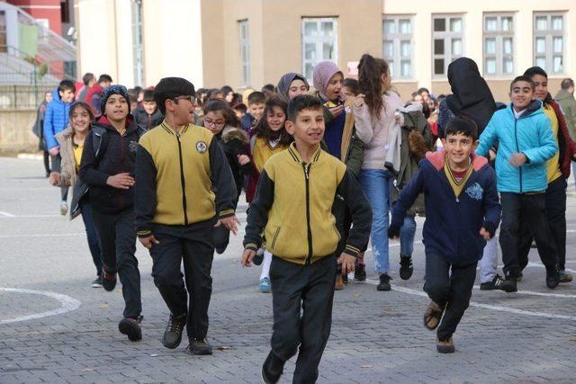 Bing&ouml;l&rsquo;de "&ouml;ğrenciler Sinema İle Buluşuyor" Projesi 2