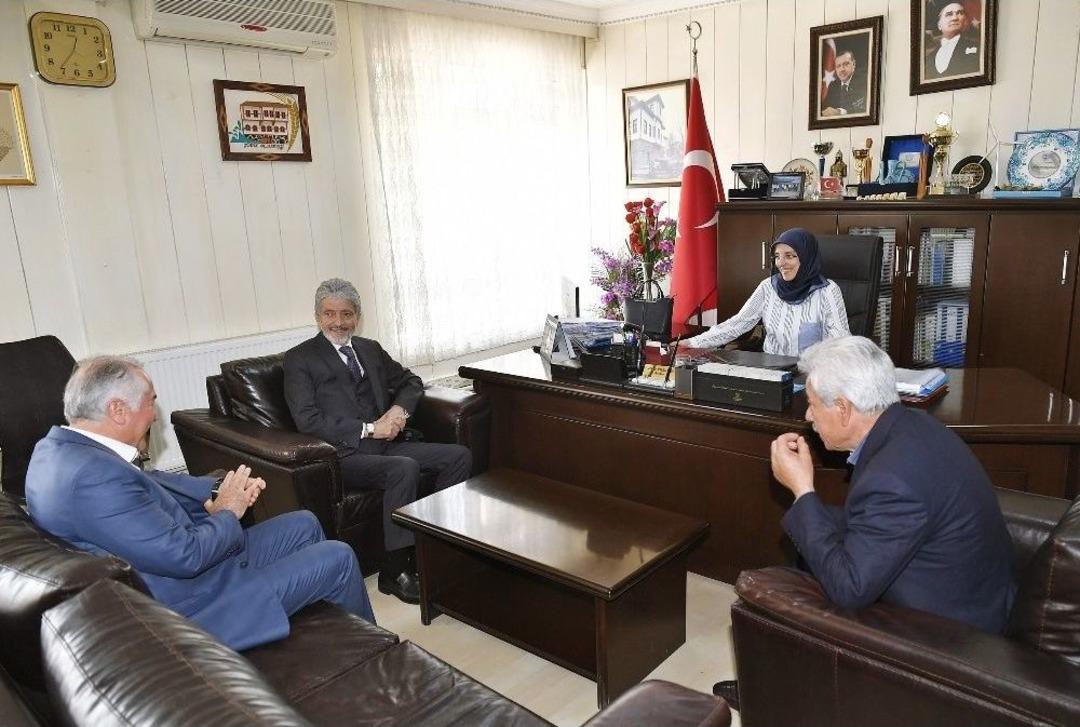 Ankara&rsquo;da K&ouml;y Yolları Asfaltlanıyor