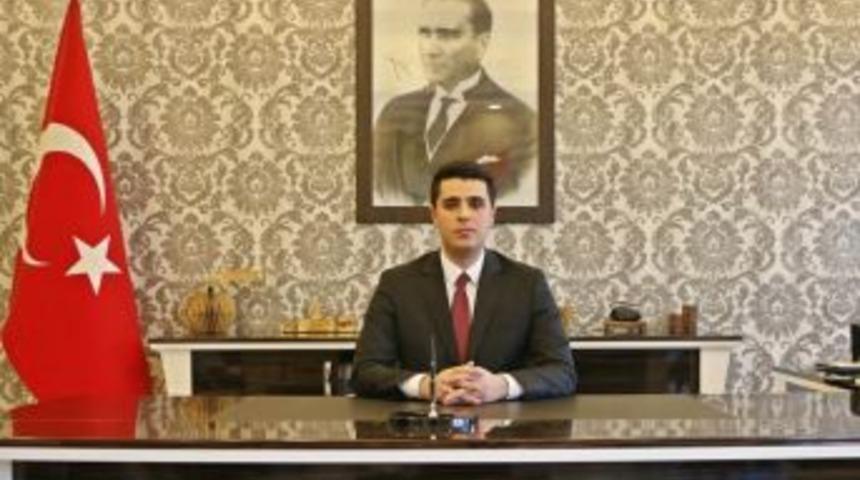 Kaymakam Demirel&rsquo;den Anneler G&uuml;n&uuml; Mesajı