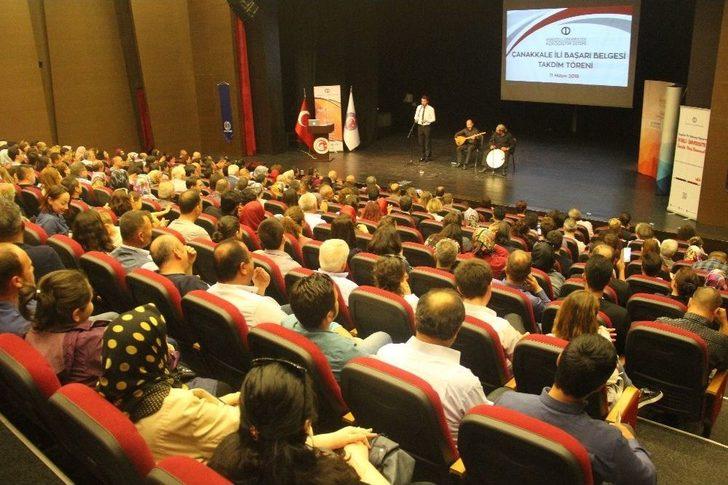 Açıköğretim Öğrencilerine ‘başarı Belgesi Takdim Töreni’ G2