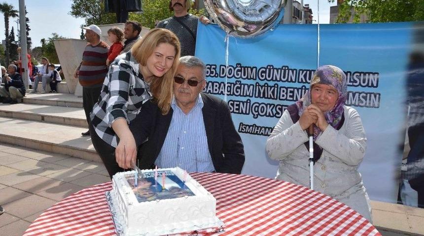 Mehter Takımı Eşliğinde Sürpriz Doğum Günü Kutlaması