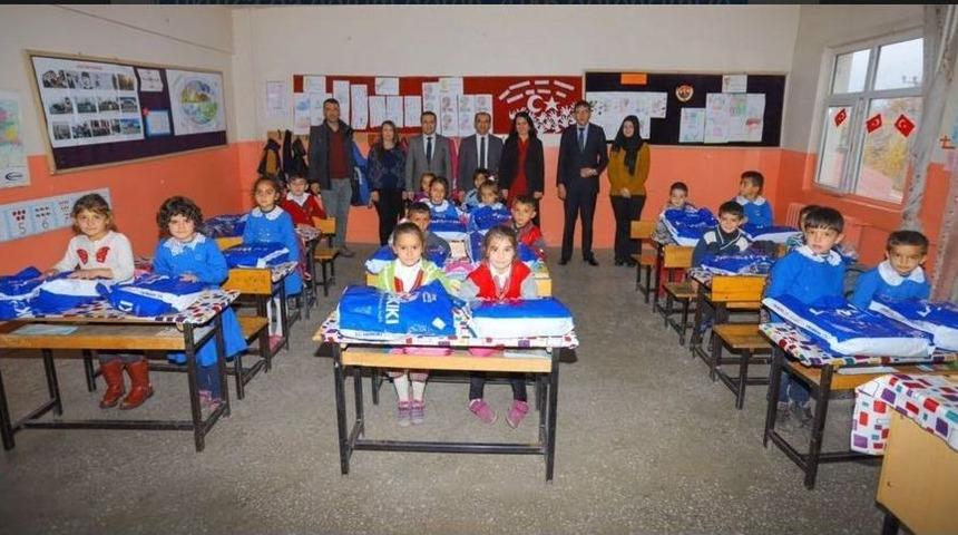 &Ccedil;ukurca&rsquo;da 2 Bin 65 &Ouml;ğrenciye Yardım