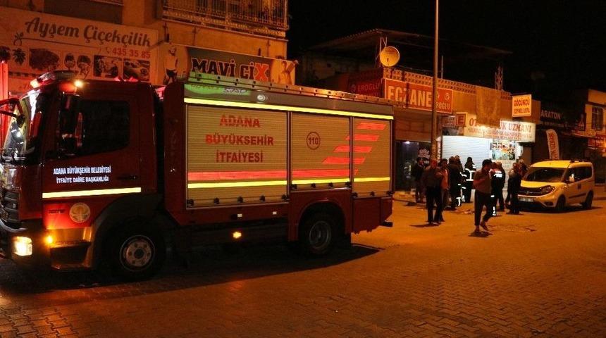 Adana&rsquo;da Eczane Kundaklandı