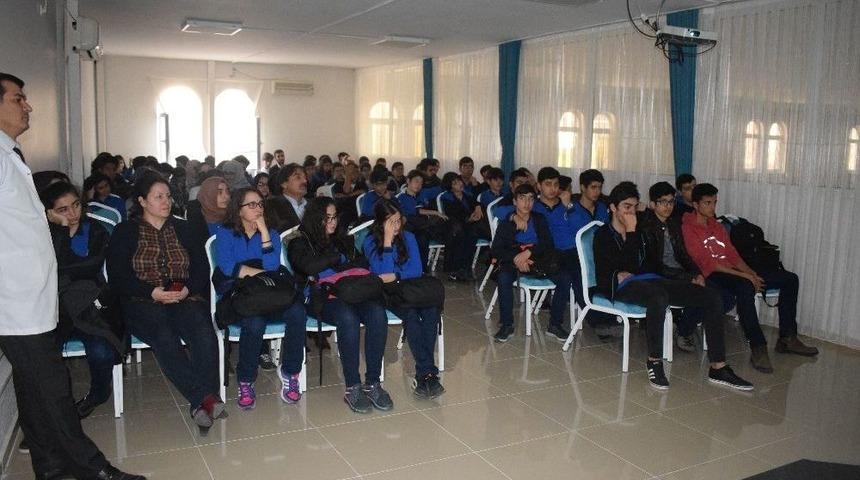 &Ouml;ğrencilere Malatyalı Şahsiyetler Anlatıldı