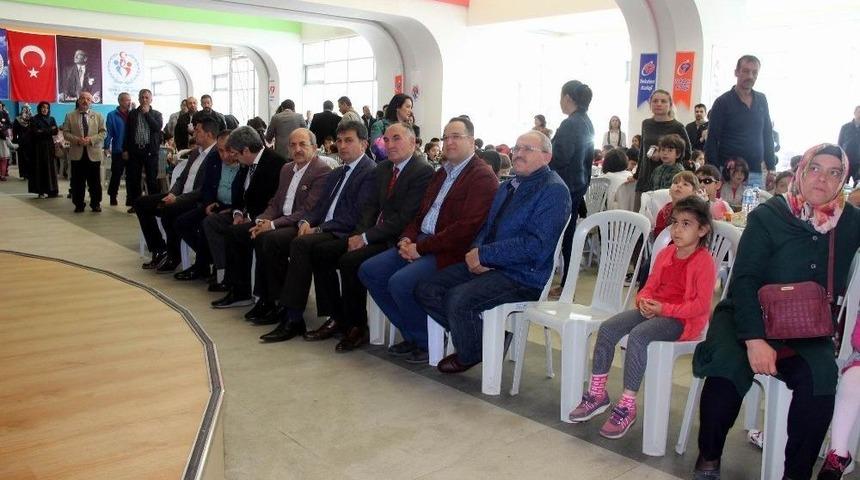 Tekdenli &Ouml;ğrenciler Satran&ccedil; Turnuvasında Ter D&ouml;kt&uuml;