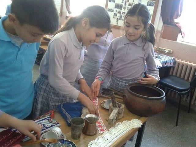 Hisarcık’ta ‘geçmişten Günümüze Kültürel Değerlerimiz’ Konulu Sergi 1