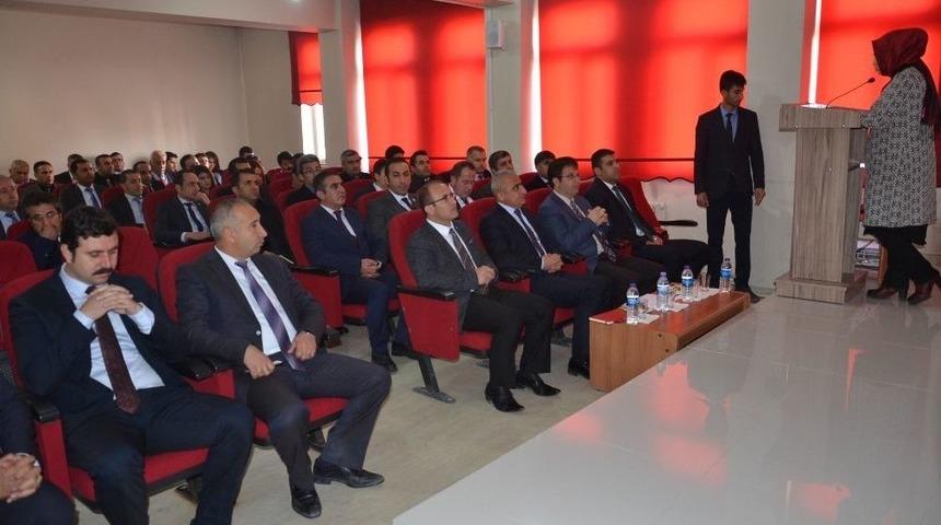 Yüksekova’da Bilgilendirme Toplantısı