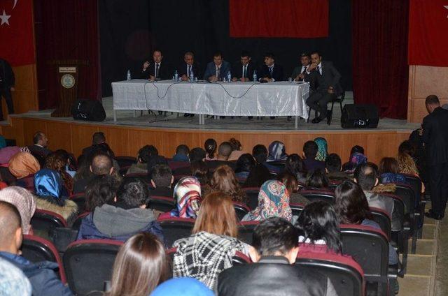 Yüksekova’da Bilgilendirme Toplantısı 2