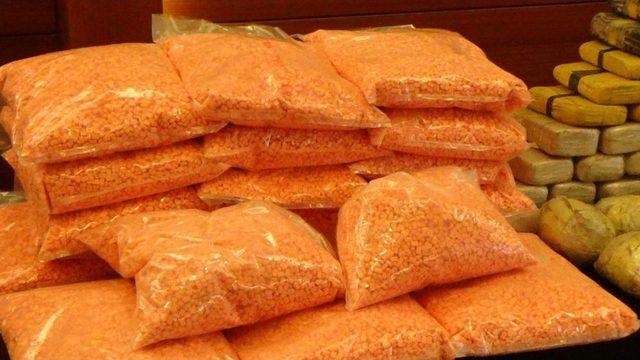 İstanbul Polisinden Nefes Kesen Uyuşturucu Operasyonu Kamerada 3