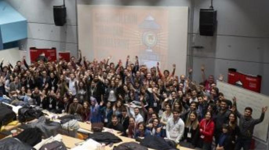 Ekonomili Gen&ccedil;ler Girişimciliğin İzinde