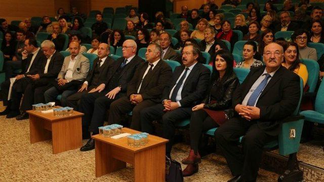 Eskişehirliler Aşık Mahzuni Şerif’i Unutmadı