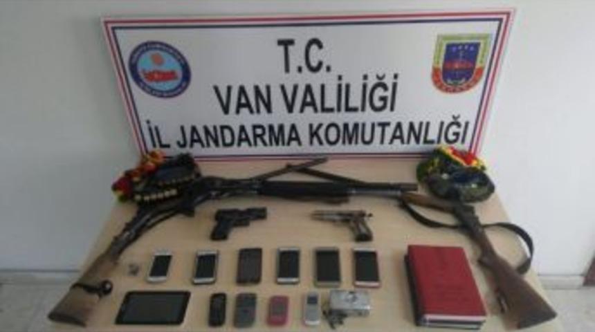 Van&rsquo;da Ter&ouml;r Operasyonu: 19 G&ouml;zaltı